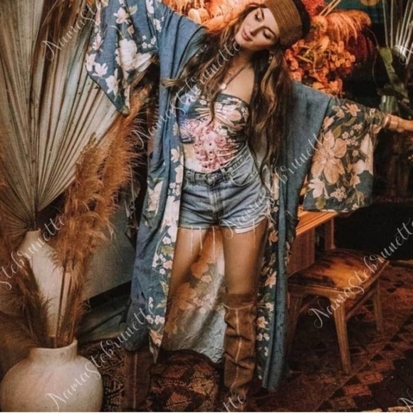 🌸nwot🌸 Vintage Inspired Boho Gypsy Floral Peacock Waterfall Spell Kimo - Picture 3 of 17